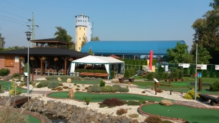 Adventure golf